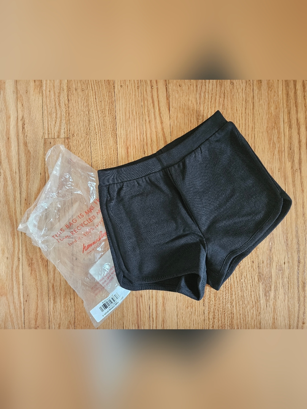 NWT Hanna Andersson Black Terrycloth Dolphin Vent Shorts 6-7Y